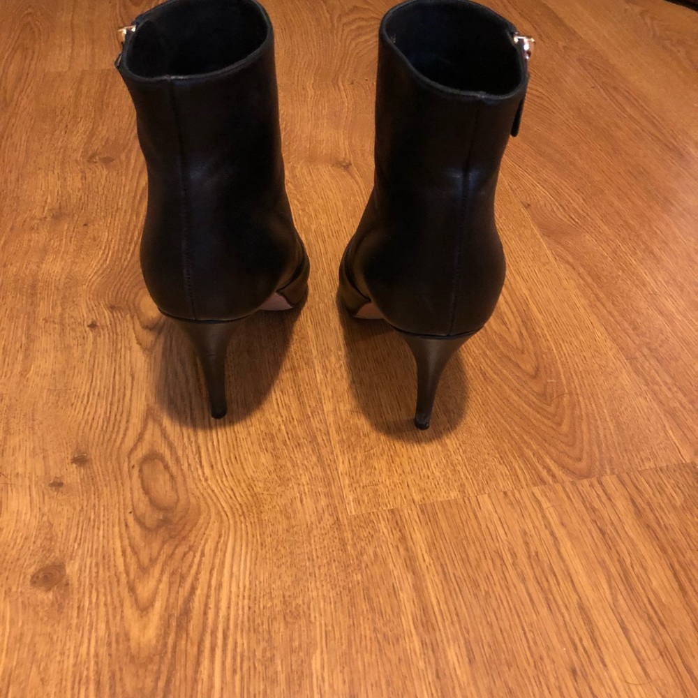 Chanel boots - Picture 4 of 6